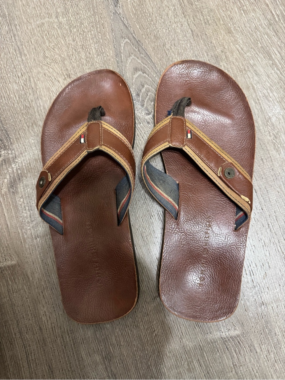 Tommy Hilfiger -Men's Brown Leather Flip Flop Sandals